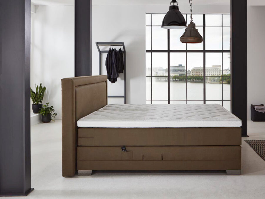 Boxspring Whistler